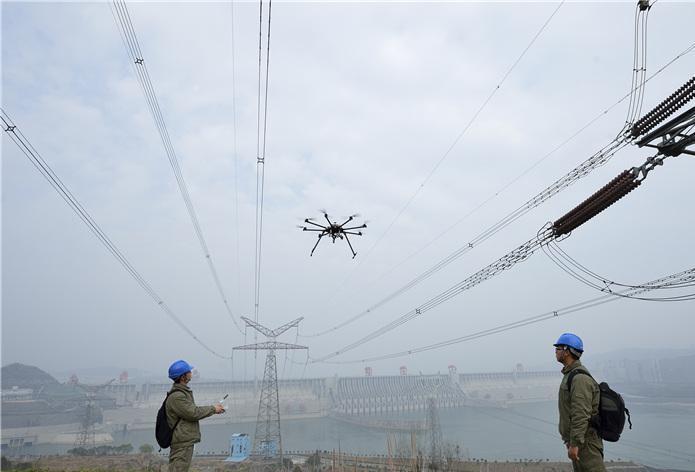 千里眼工業(yè)無(wú)人機(jī)在電力巡檢中發(fā)揮優(yōu)勢(shì)(圖2)